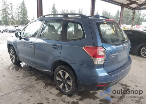 2017 Subaru Forester 2.5I z USA, uszkodzony, nr VIN JF2SJABC1HH589237